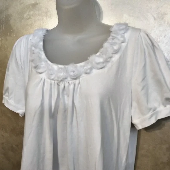 Adorable Peter Nygard Top EUC M/L - Picture 2 of 5